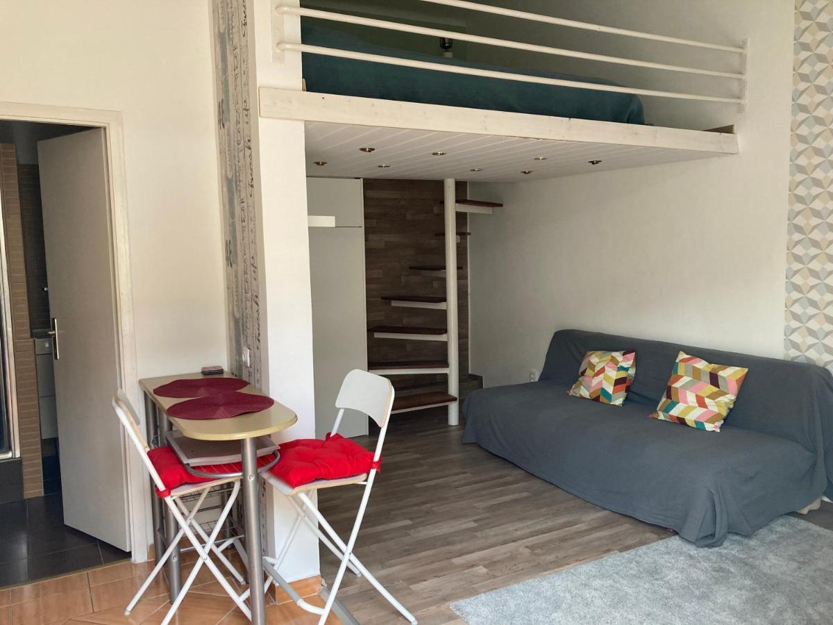 Dora'S Calm Nest Over The Chestnut Tree Apartment Budapest Exterior photo